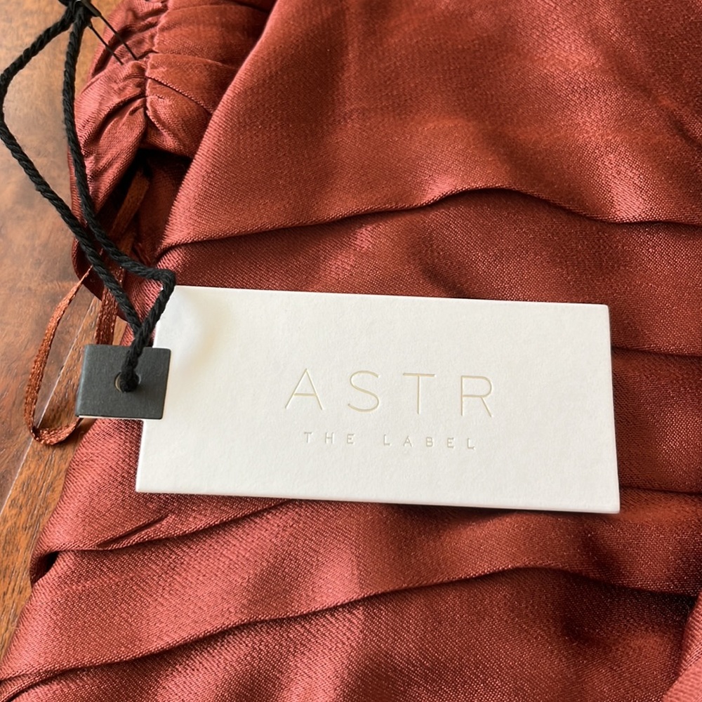 NWT ASTR Top in Rust - Picture 8 of 8